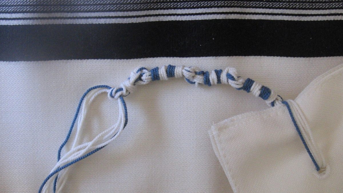 TZITIS – WHAT A HOT DEAL