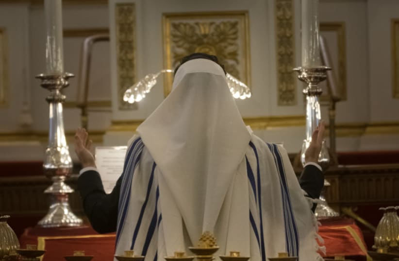 מעריב לשלש רגלים